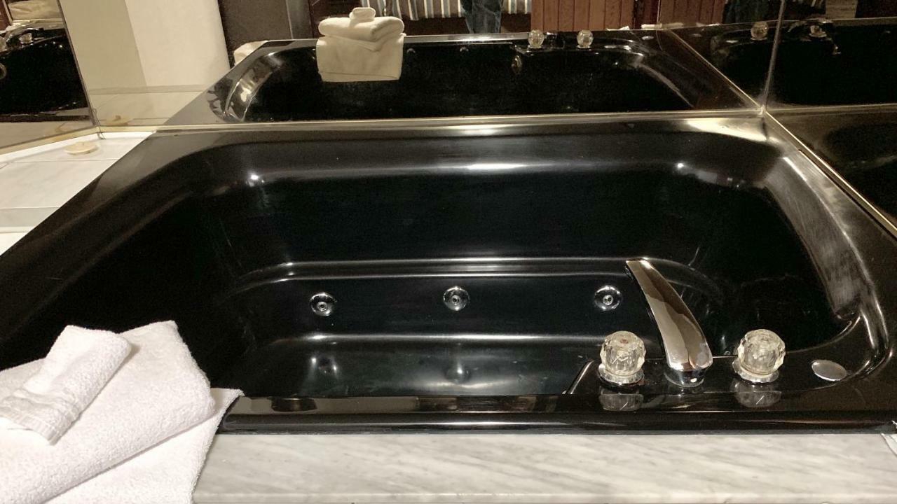 Deluxe Inn Торонто Екстер'єр фото